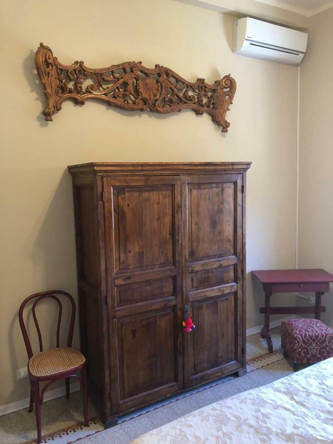 Al Teatro Biondo Guest House Палермо Екстериор снимка