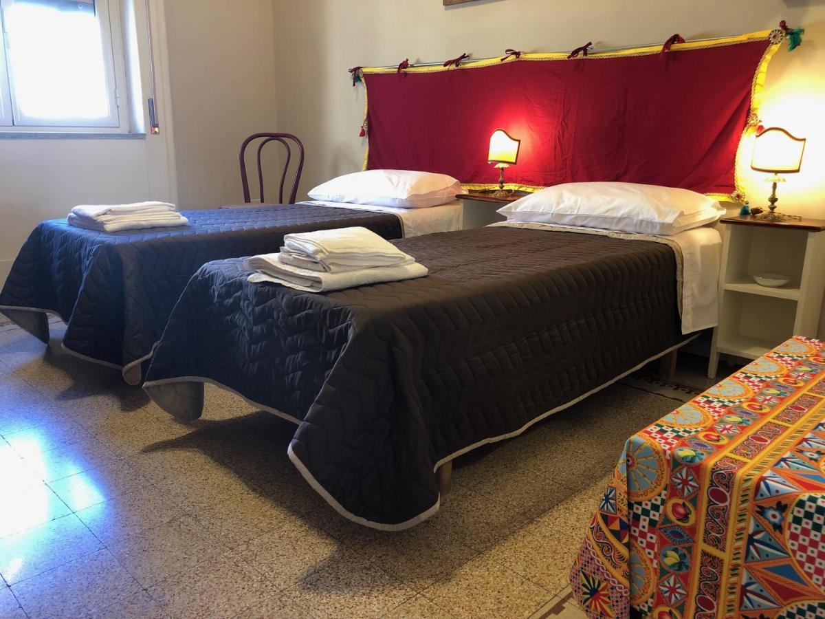 Al Teatro Biondo Guest House Палермо Екстериор снимка